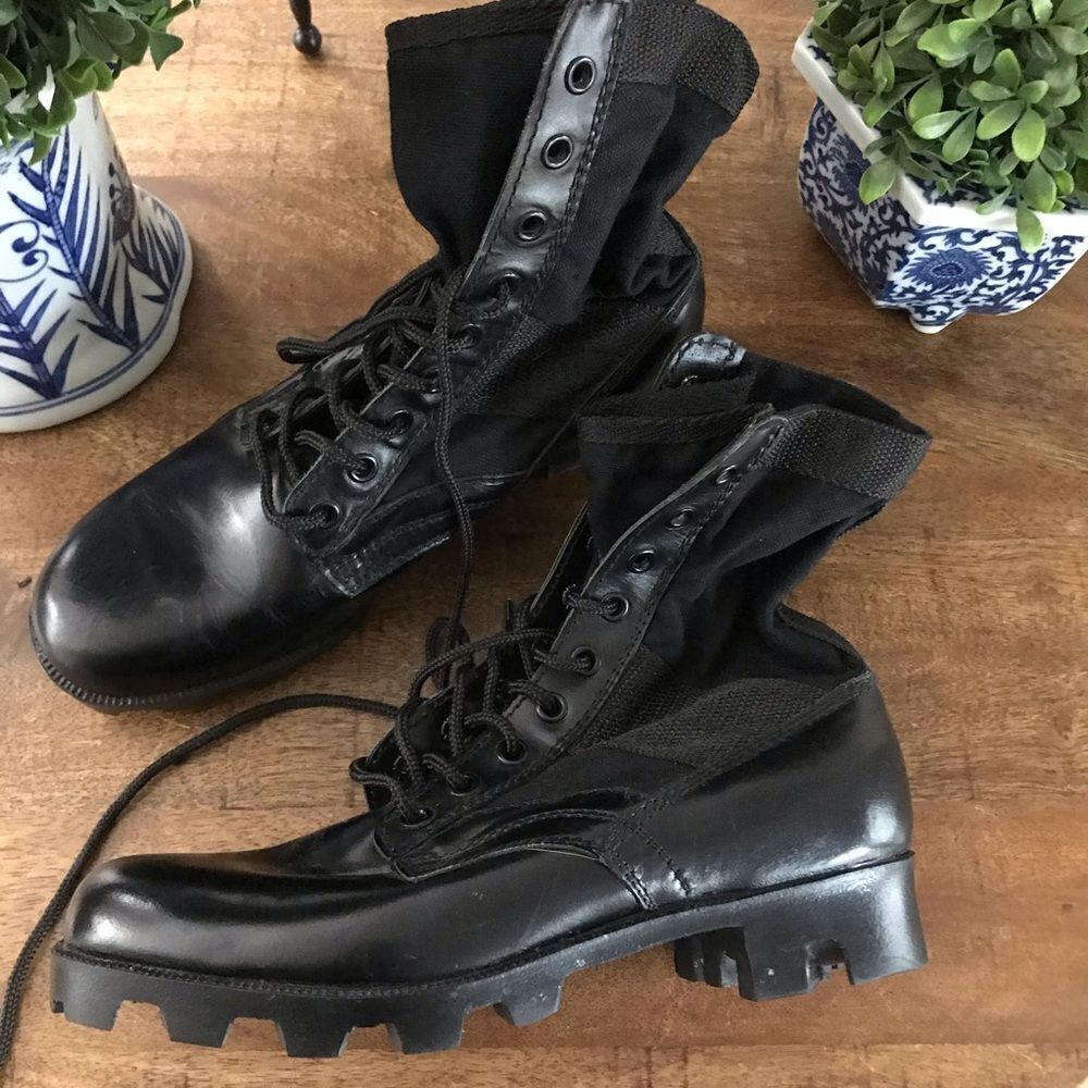 New unworn vintage canvas combat tactical boots 8